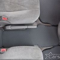 Автомобильные коврики EVA на Mazda MPV II (1999-2006)