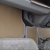 Автомобильные коврики EVA на Toyota Noah-Voxy II пр.руль (2007-2015) 2 ряд - с проходом