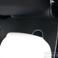 Коврики текстильные на Tesla Model X 6 мест 3 ряда (2015->) 