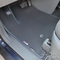 Автомобильные коврики EVA на Dodge Grand Caravan V (2007-2020) 2 ряд: кресла 2+1 без прохода