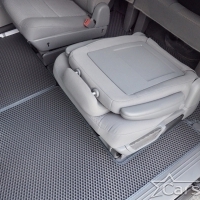 Автомобильные коврики EVA на Chrysler Grand Voyager V (2008->) 2 ряд: кресла 2+1 без прохода
